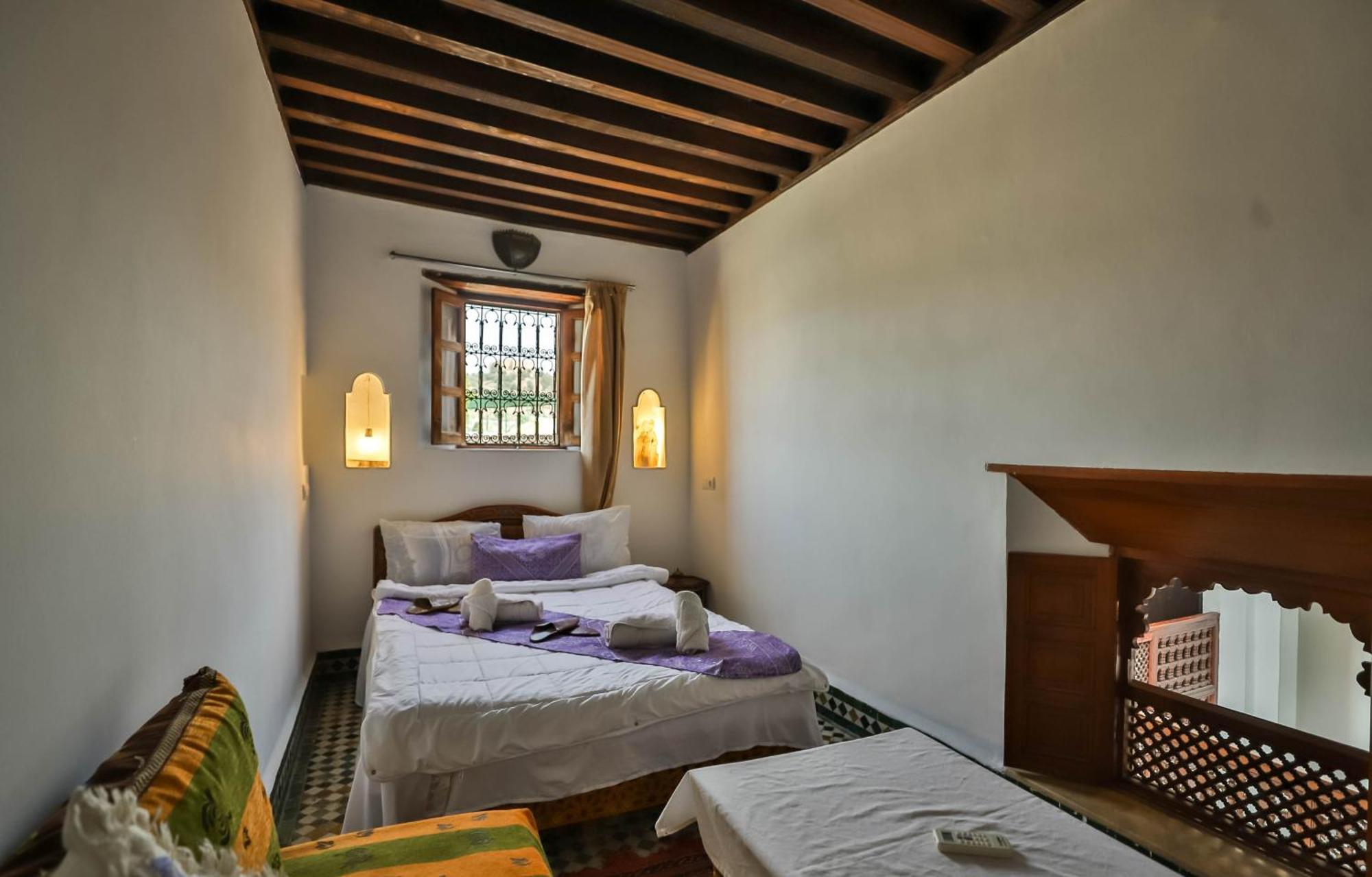 Dar Authentic Fes - Familly Hosting Bed and Breakfast Exteriör bild