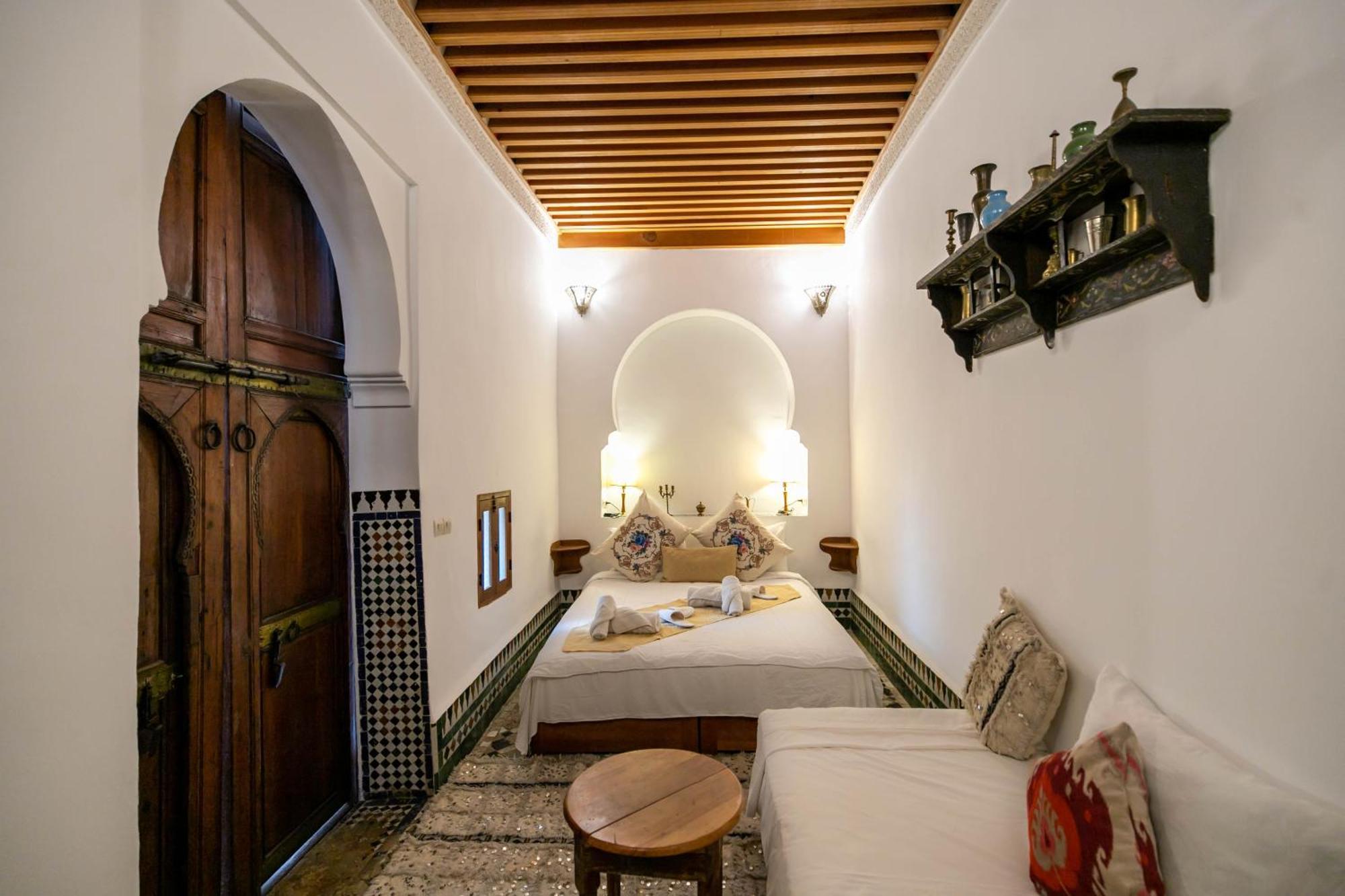 Dar Authentic Fes - Familly Hosting Bed and Breakfast Exteriör bild