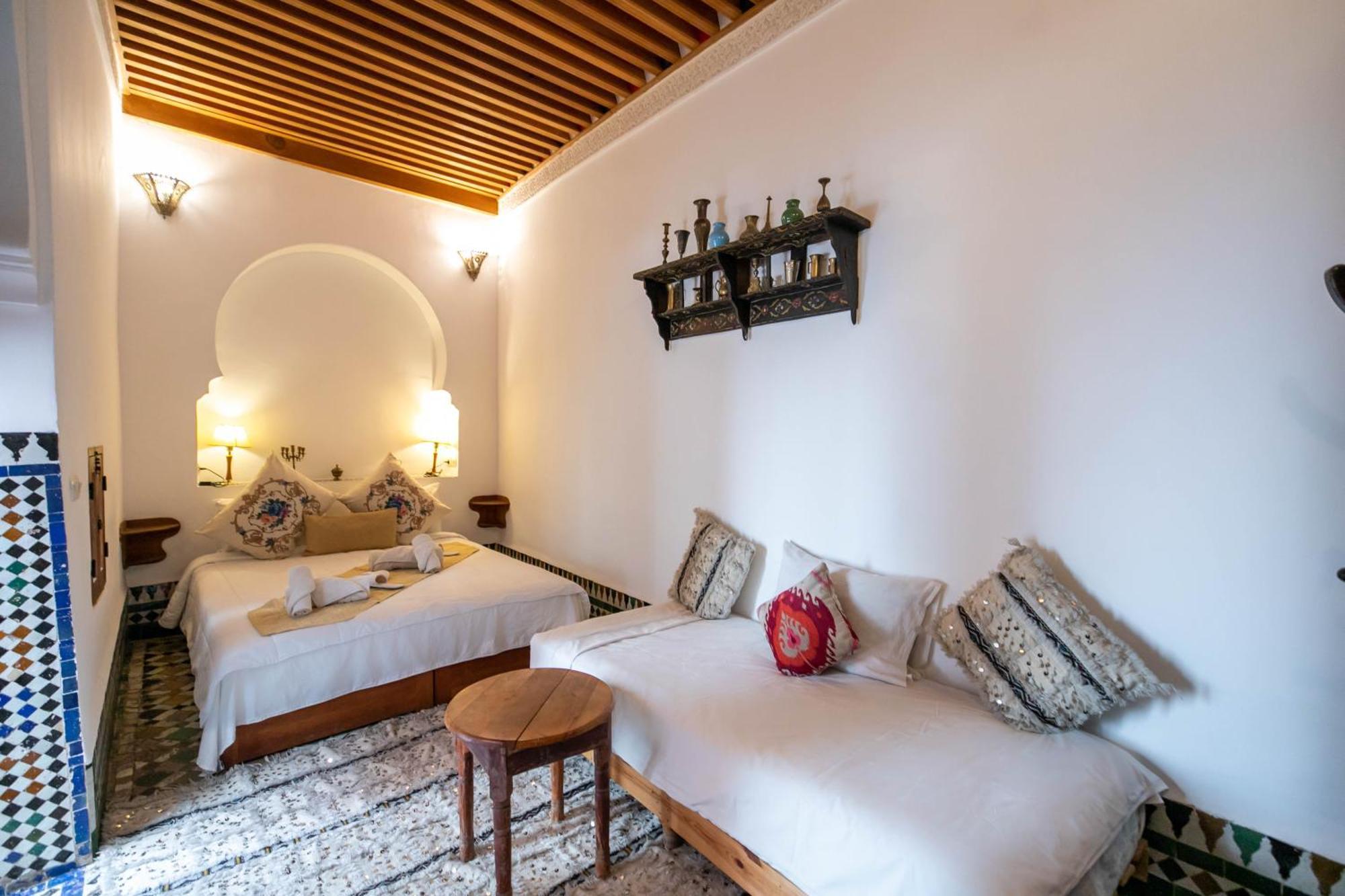 Dar Authentic Fes - Familly Hosting Bed and Breakfast Exteriör bild
