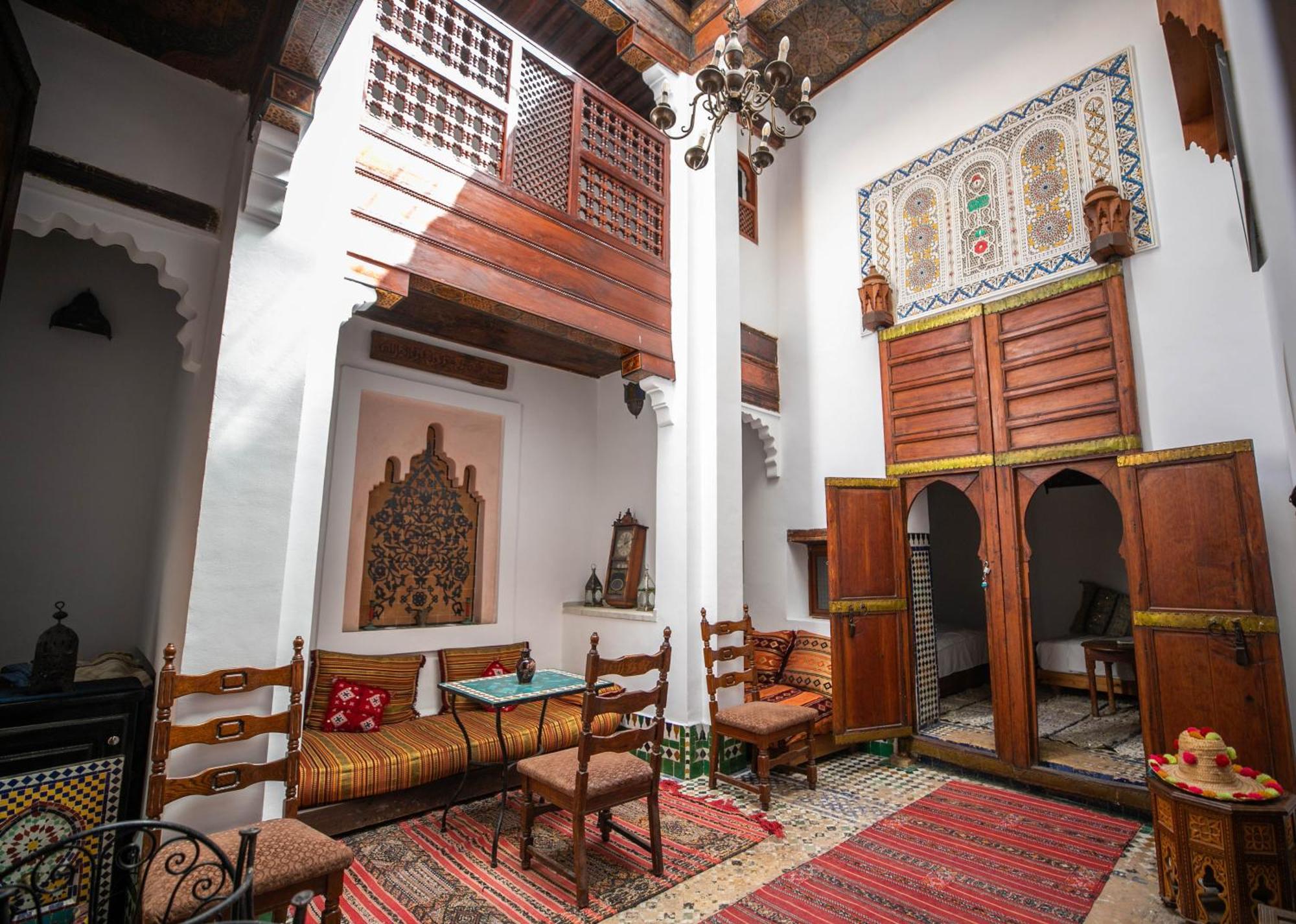Dar Authentic Fes - Familly Hosting Bed and Breakfast Exteriör bild