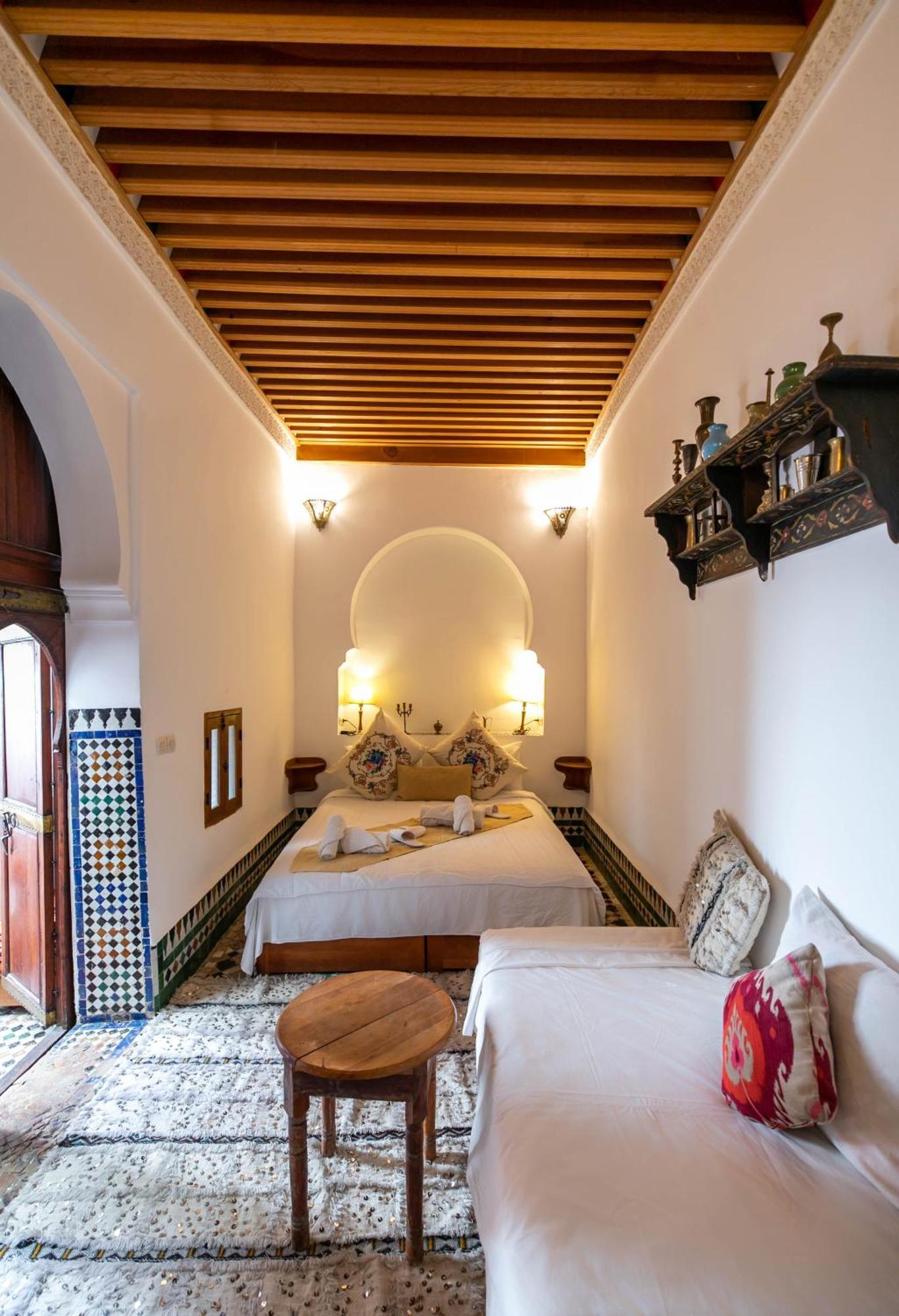 Dar Authentic Fes - Familly Hosting Bed and Breakfast Exteriör bild