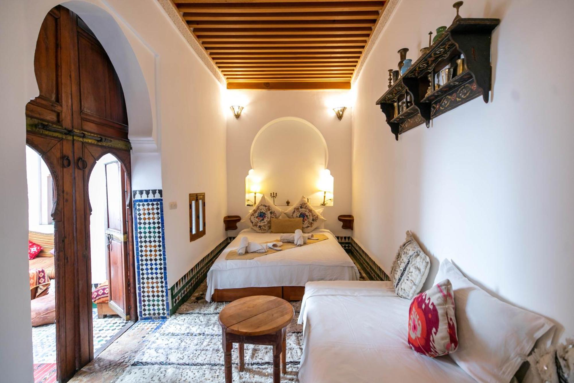 Dar Authentic Fes - Familly Hosting Bed and Breakfast Exteriör bild