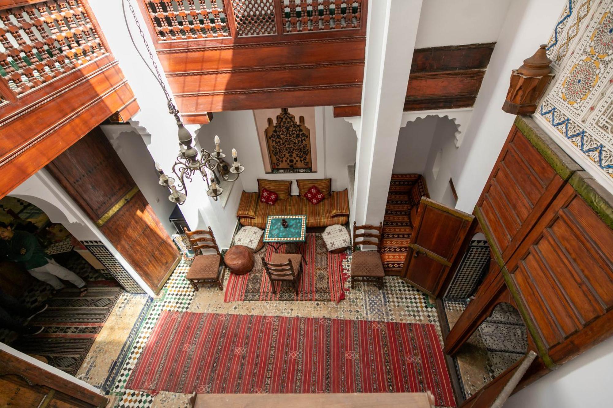 Dar Authentic Fes - Familly Hosting Bed and Breakfast Exteriör bild