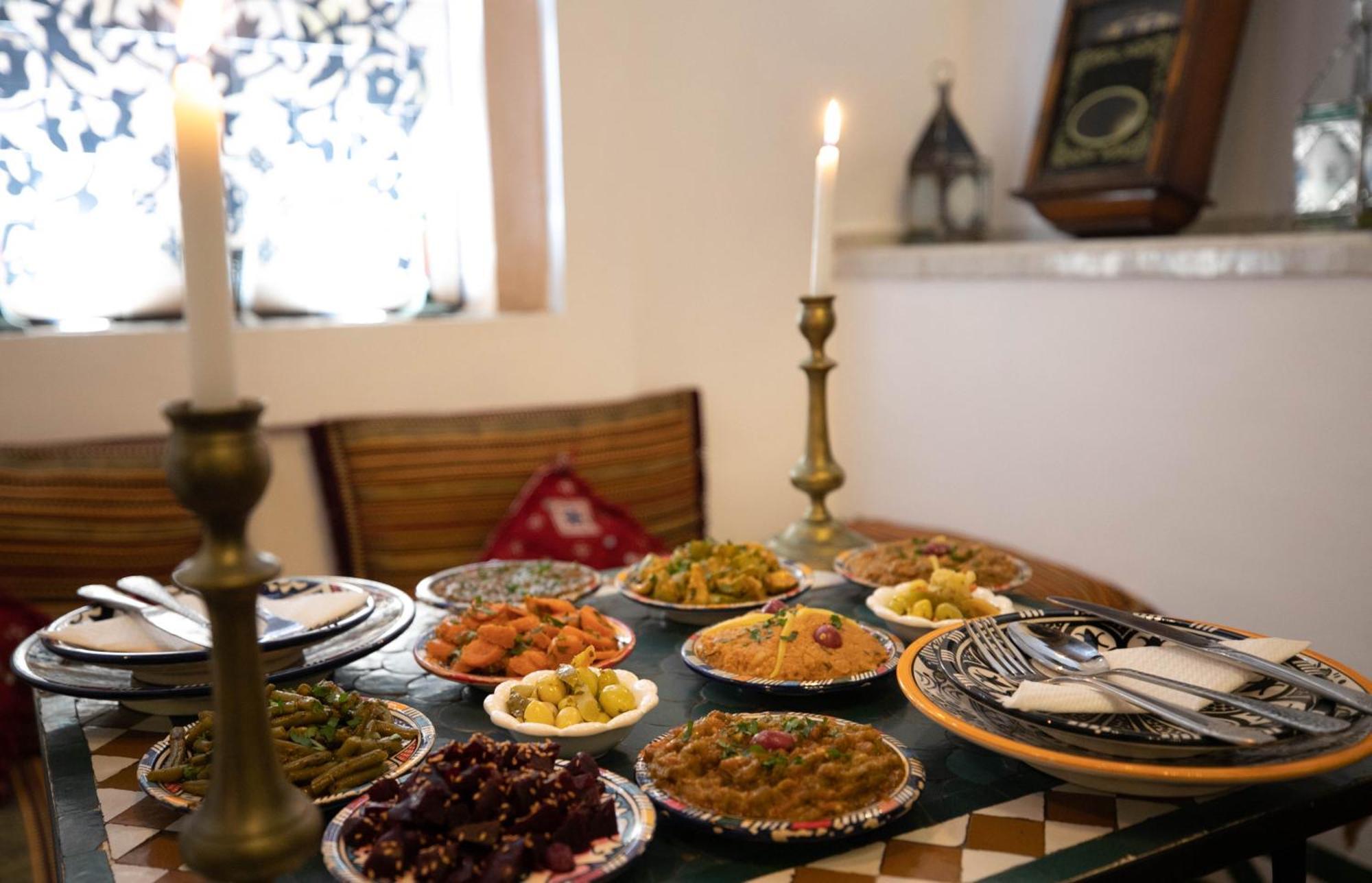 Dar Authentic Fes - Familly Hosting Bed and Breakfast Exteriör bild