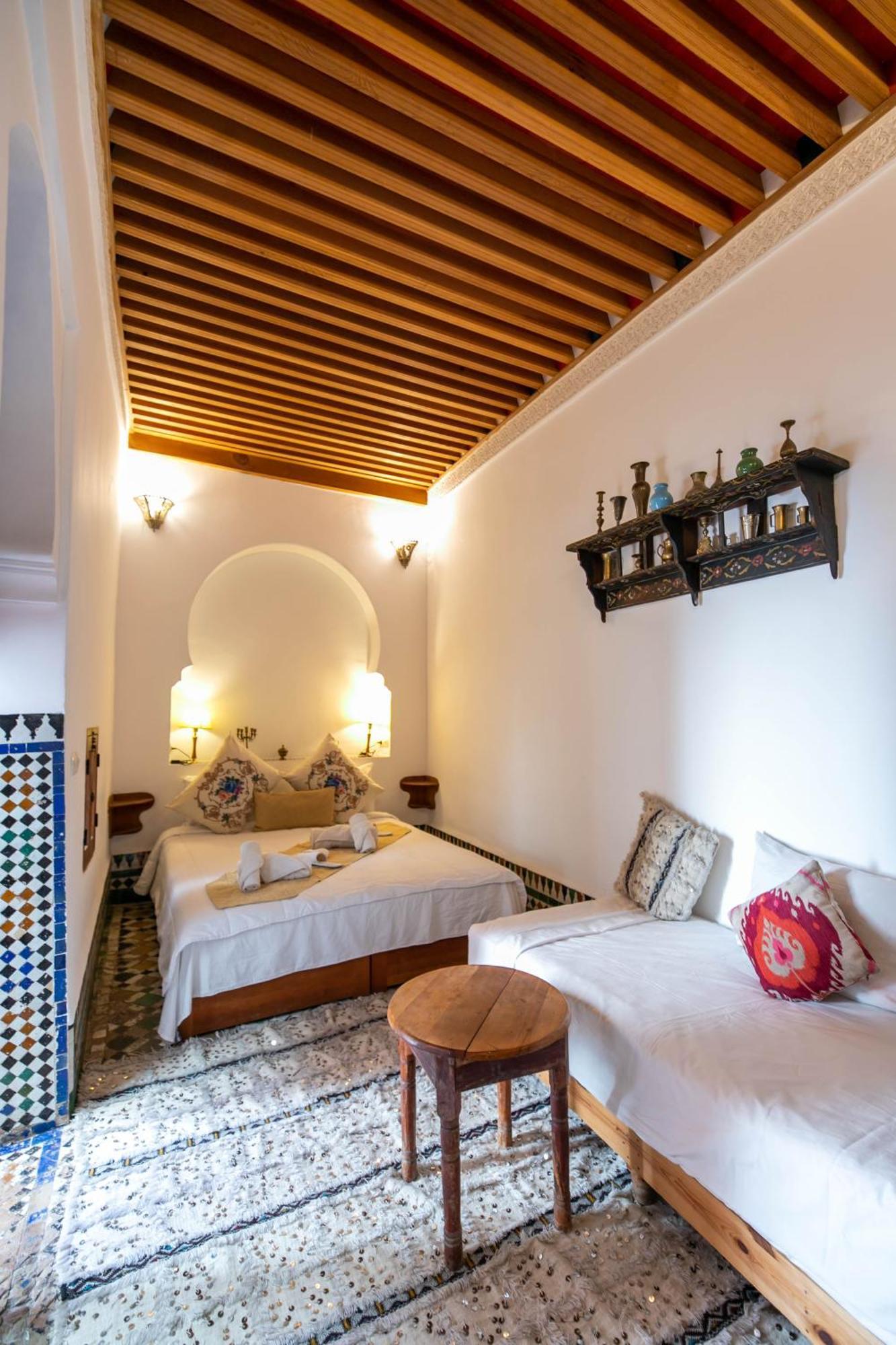 Dar Authentic Fes - Familly Hosting Bed and Breakfast Exteriör bild