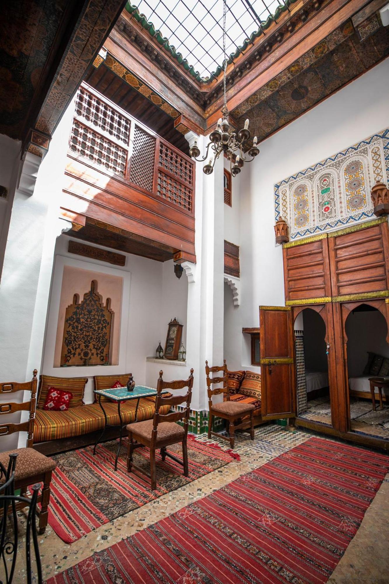 Dar Authentic Fes - Familly Hosting Bed and Breakfast Exteriör bild